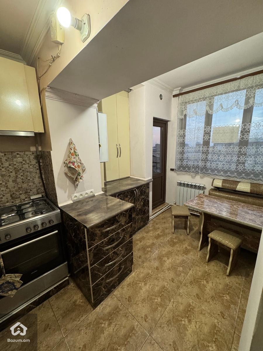 3 սենյականոց բնակարան Արցախի պողոտայում - image 7