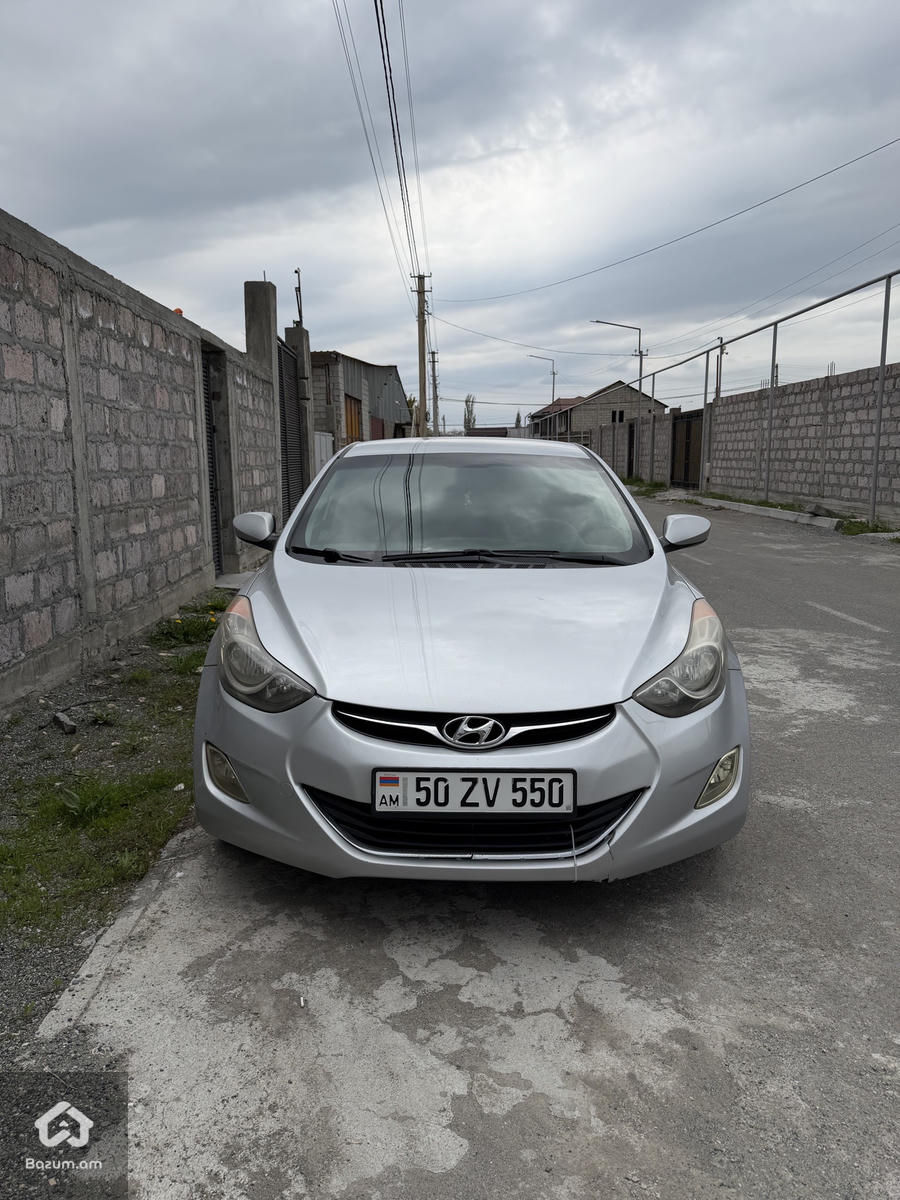 Hyundai Elantra 1,8 2011 - image 3