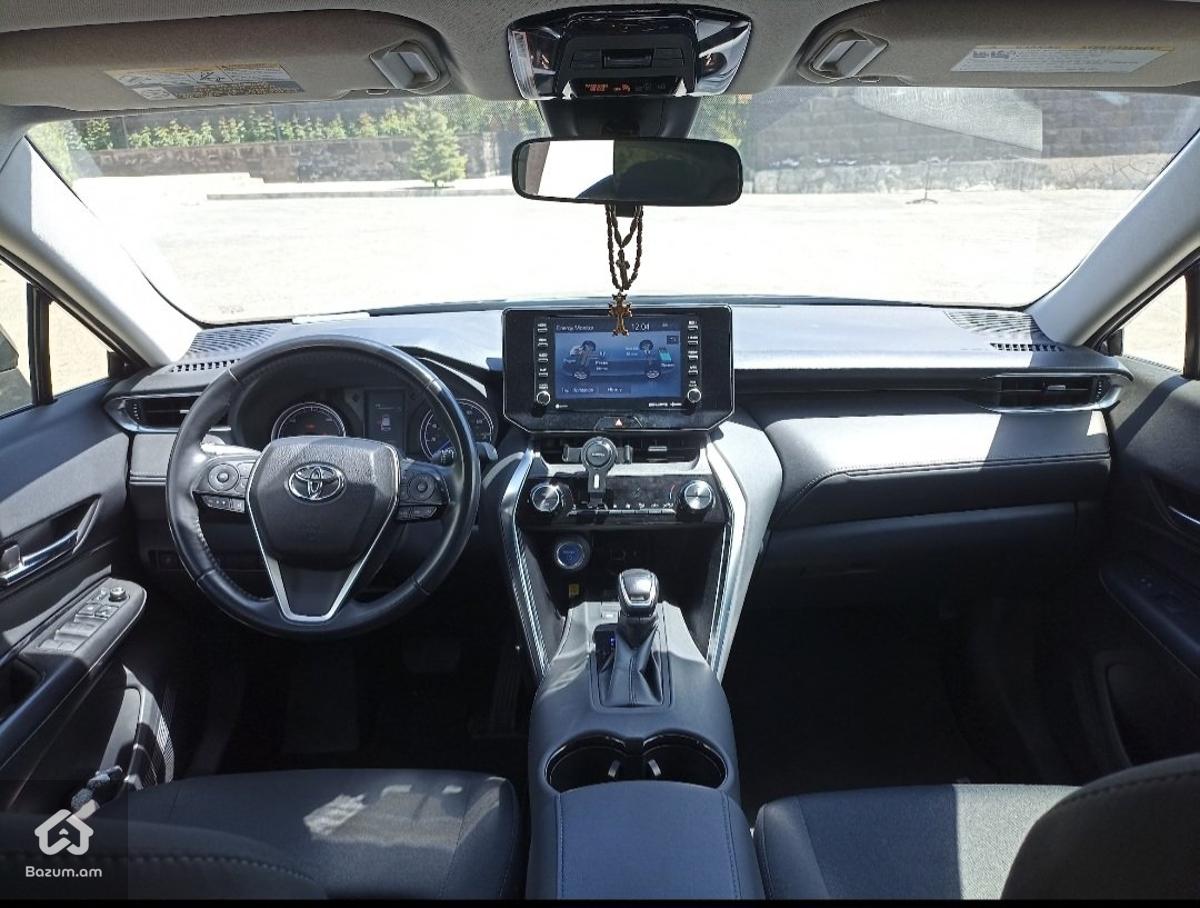 Toyota Venza - image 8