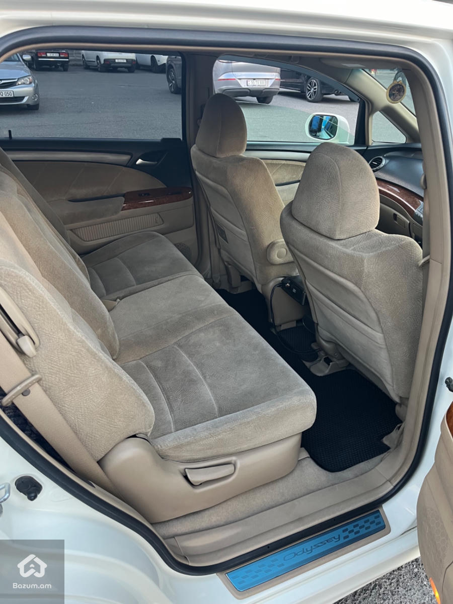 Honda Odyssey - image 6
