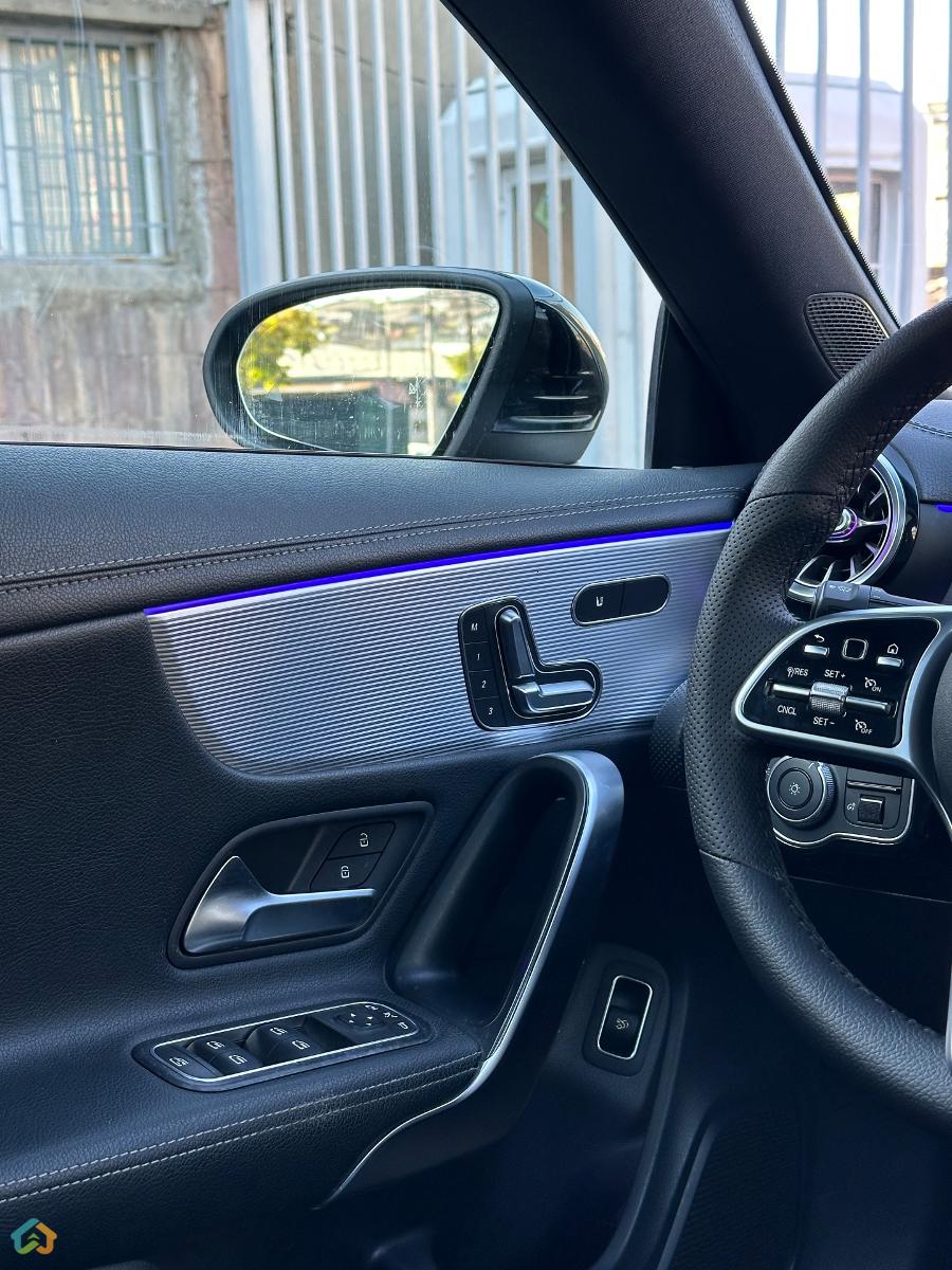 Mercedes Cla - image 11