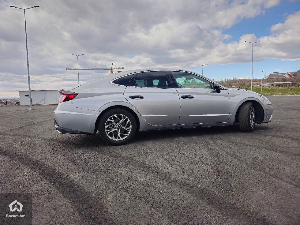 Hyundai Sonata 2021 (SEL) - image 8