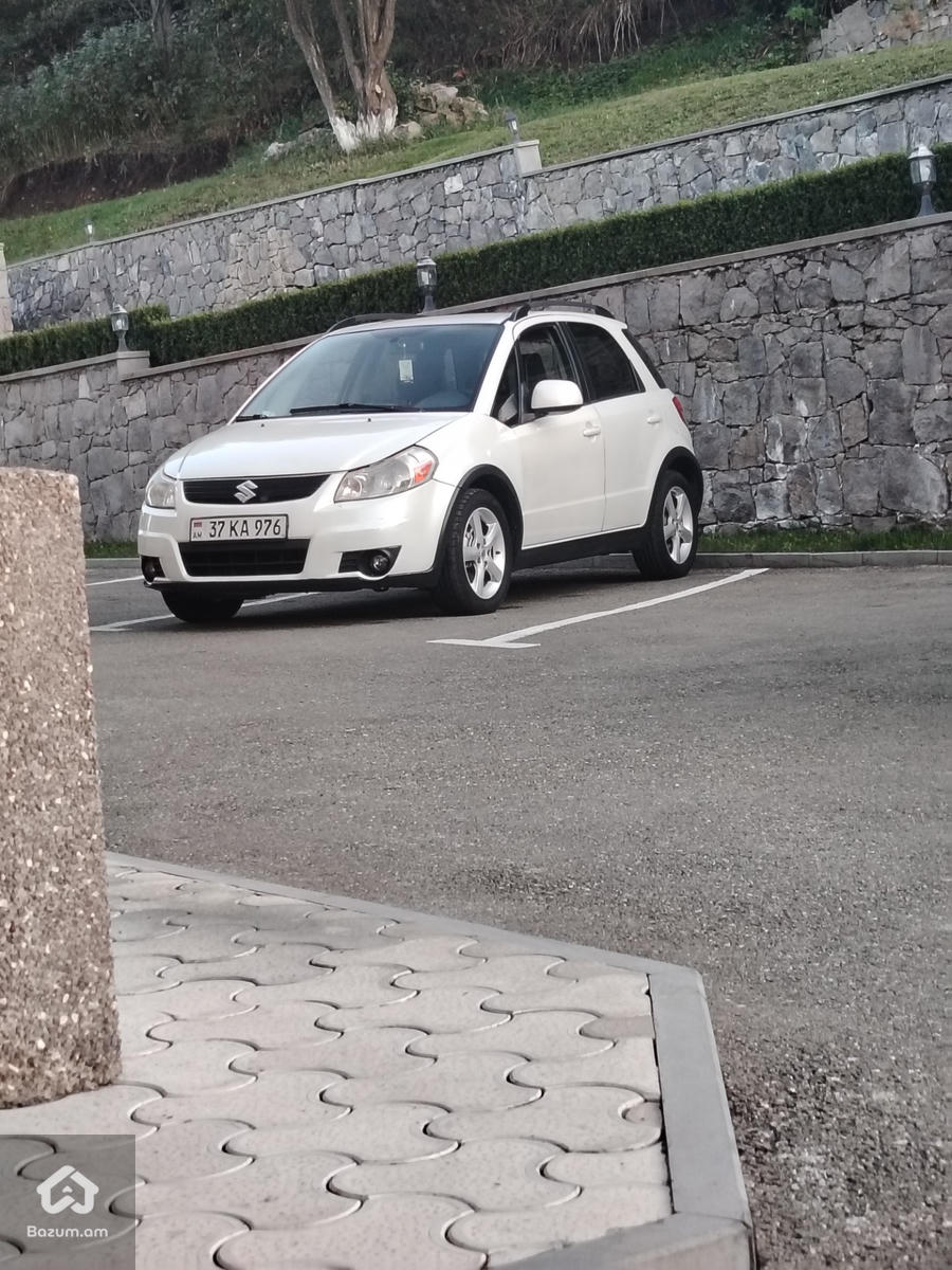 Suzuki - image 4