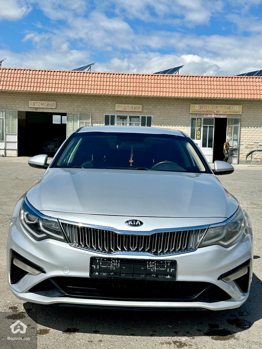 Kia Optima - image 3