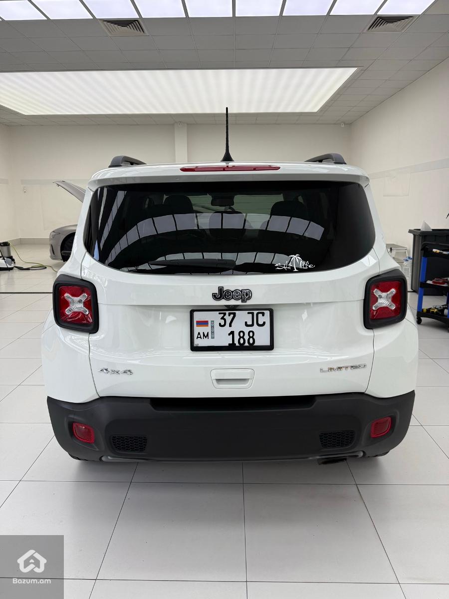 Jeep Renegade Limited 1.3T 4x4 2022 - image 7