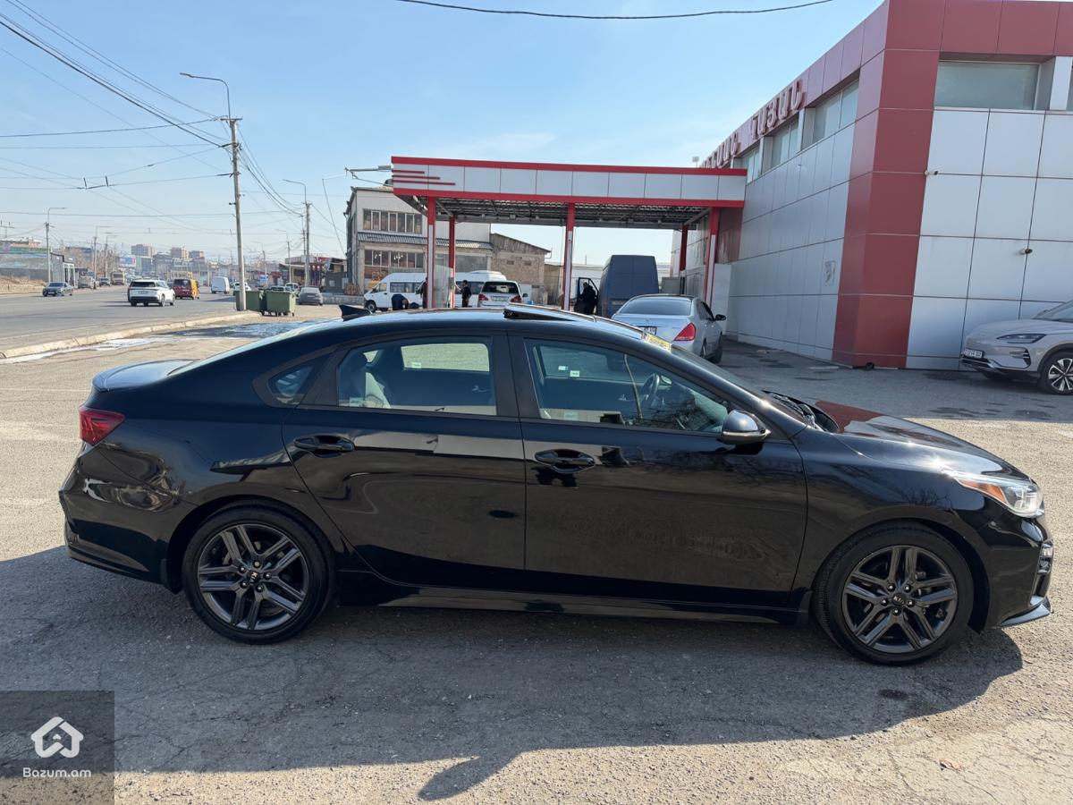 KIA FORTE GT-LINE  - image 3