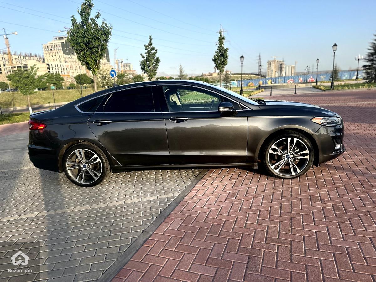 Ford Fusion Titanium 2019 - image 8