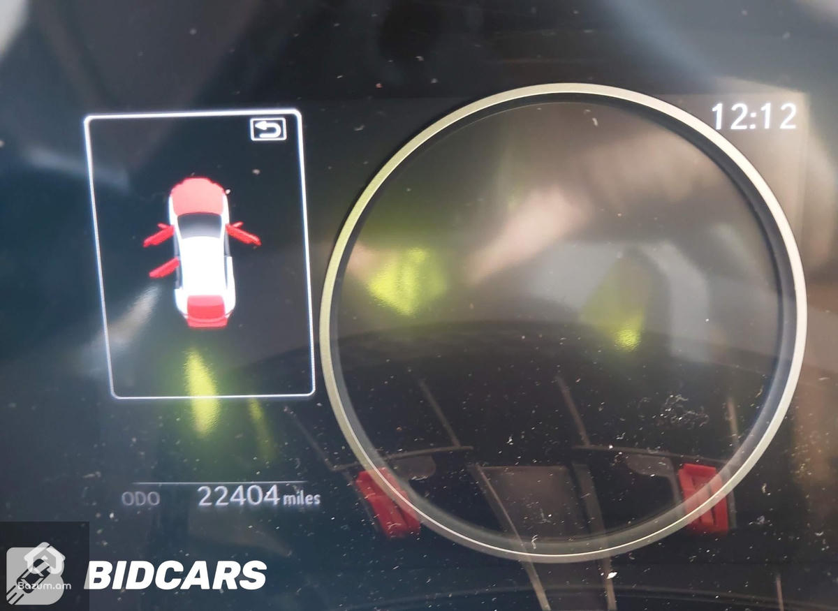 LEXUS NX 250 - image 12