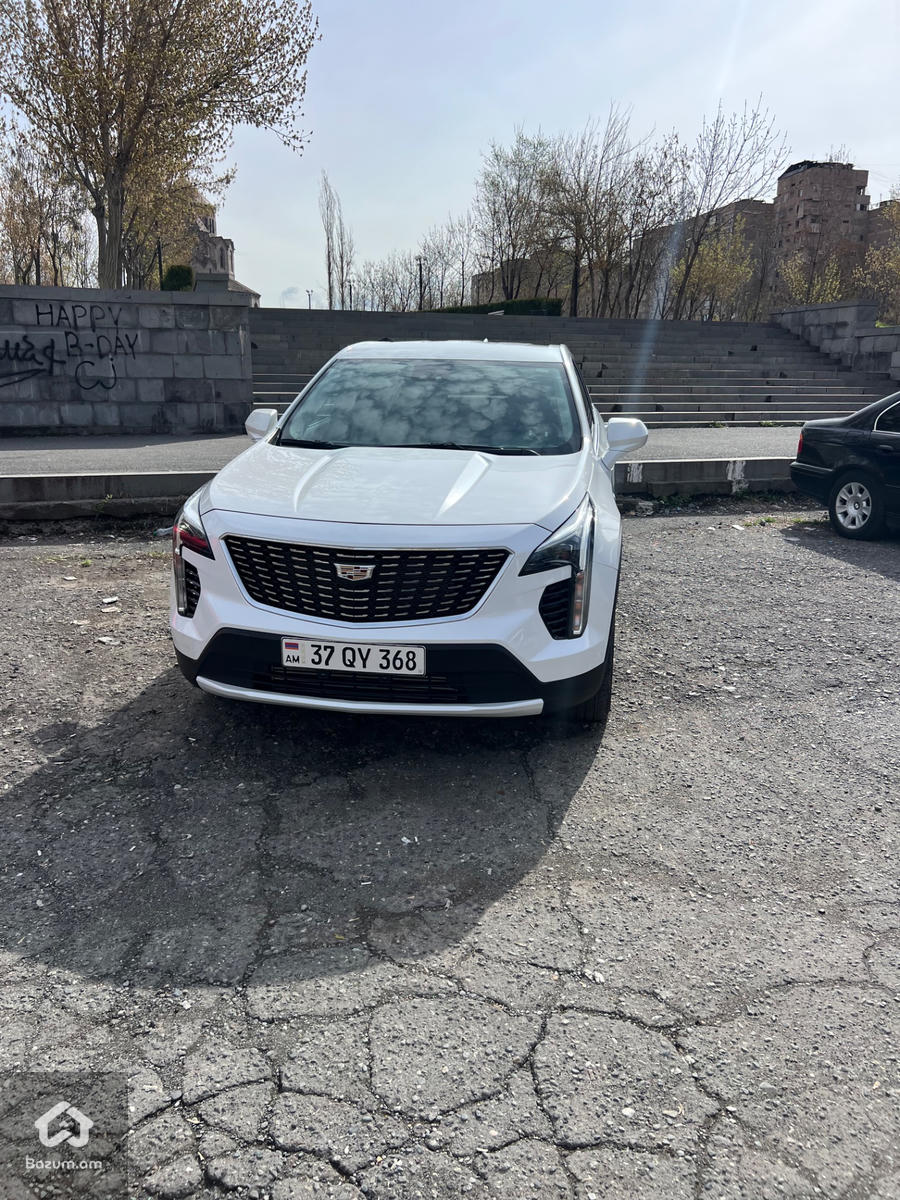 CADILLAC xt4  - image 24