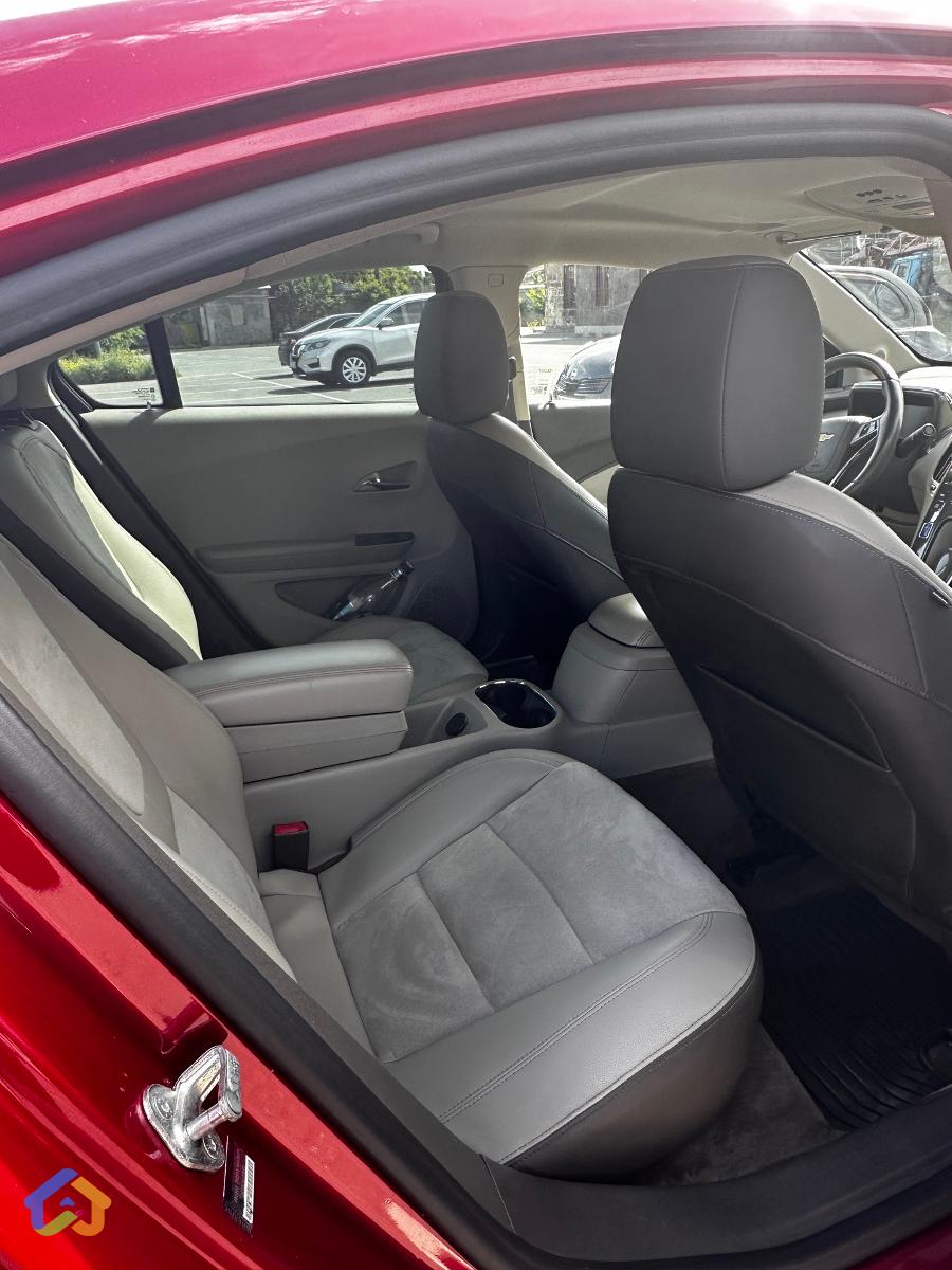 Chevrolet Volt - image 10