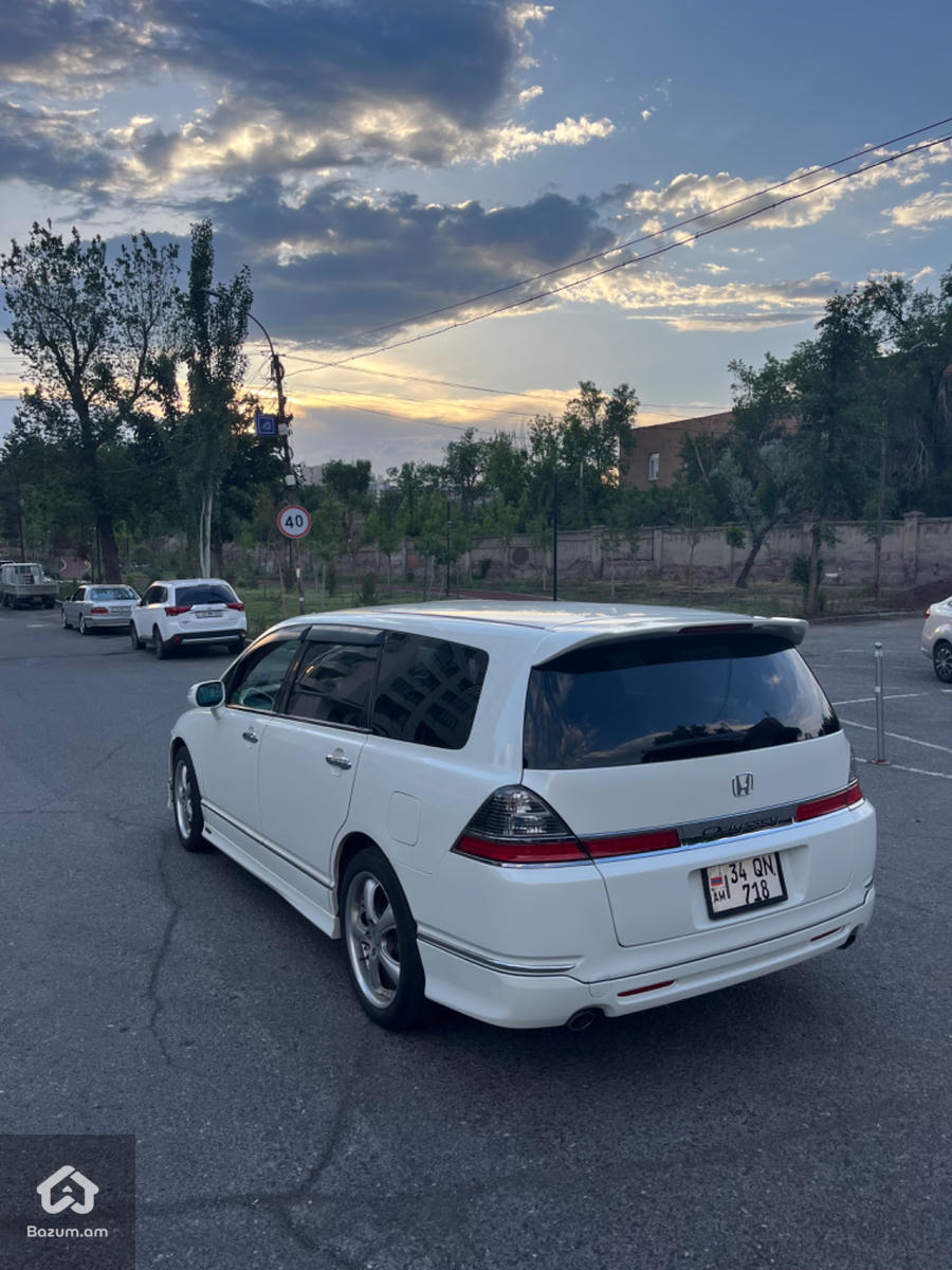 Honda Odyssey - image 3