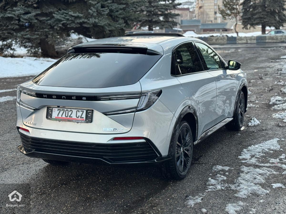 HONDA e:NP2 - image 6