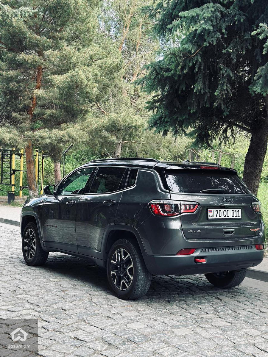 Jeep Compass Trailhawk - image 4