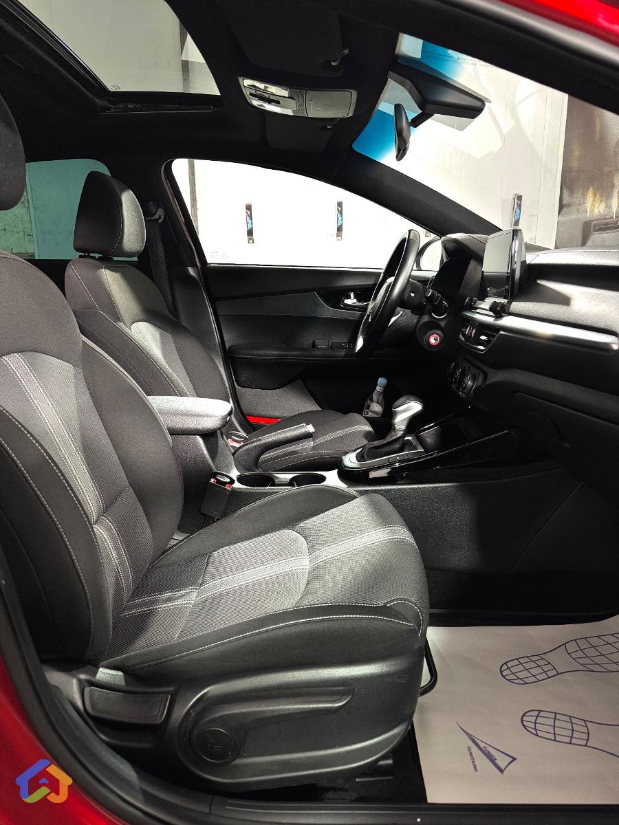 Kia Forte EX  - image 11