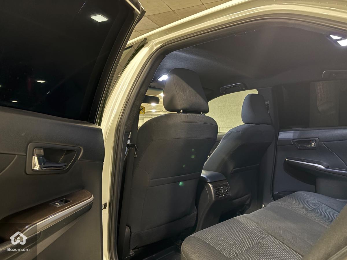 Toyota Camry EUROPE - image 13