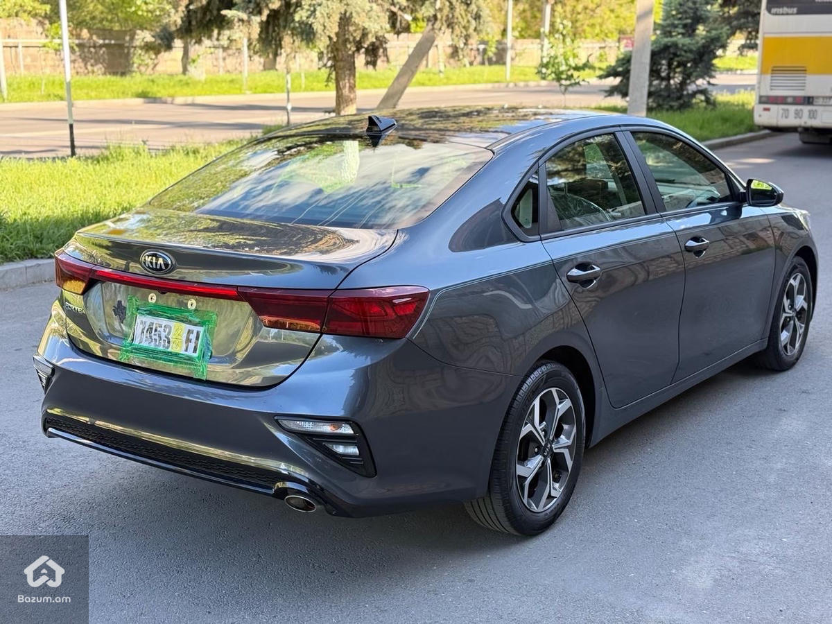 kia forte - image 14
