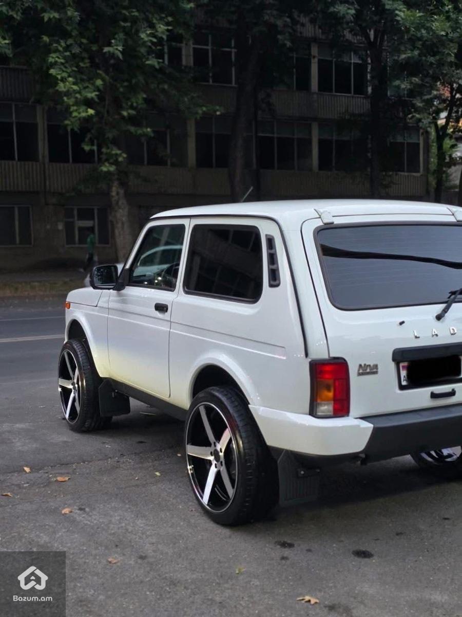 Lada Niva - image 6