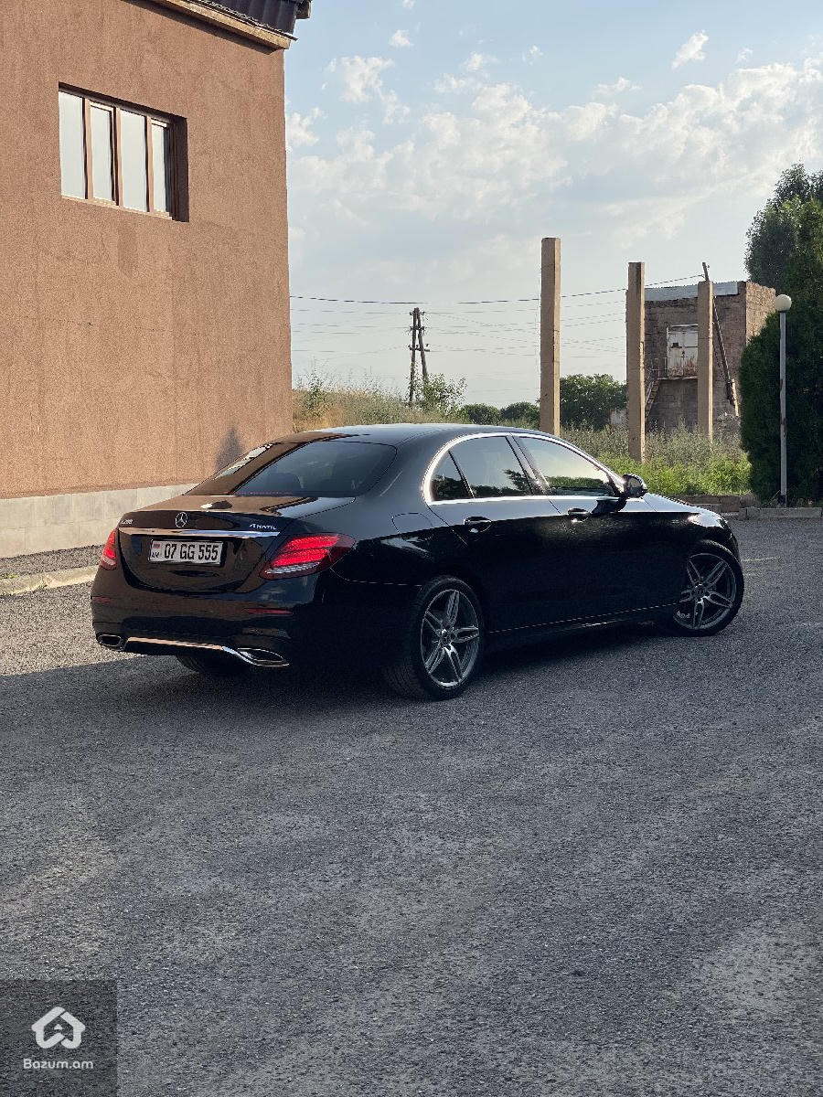 Mercedes-Benz W213 - image 3