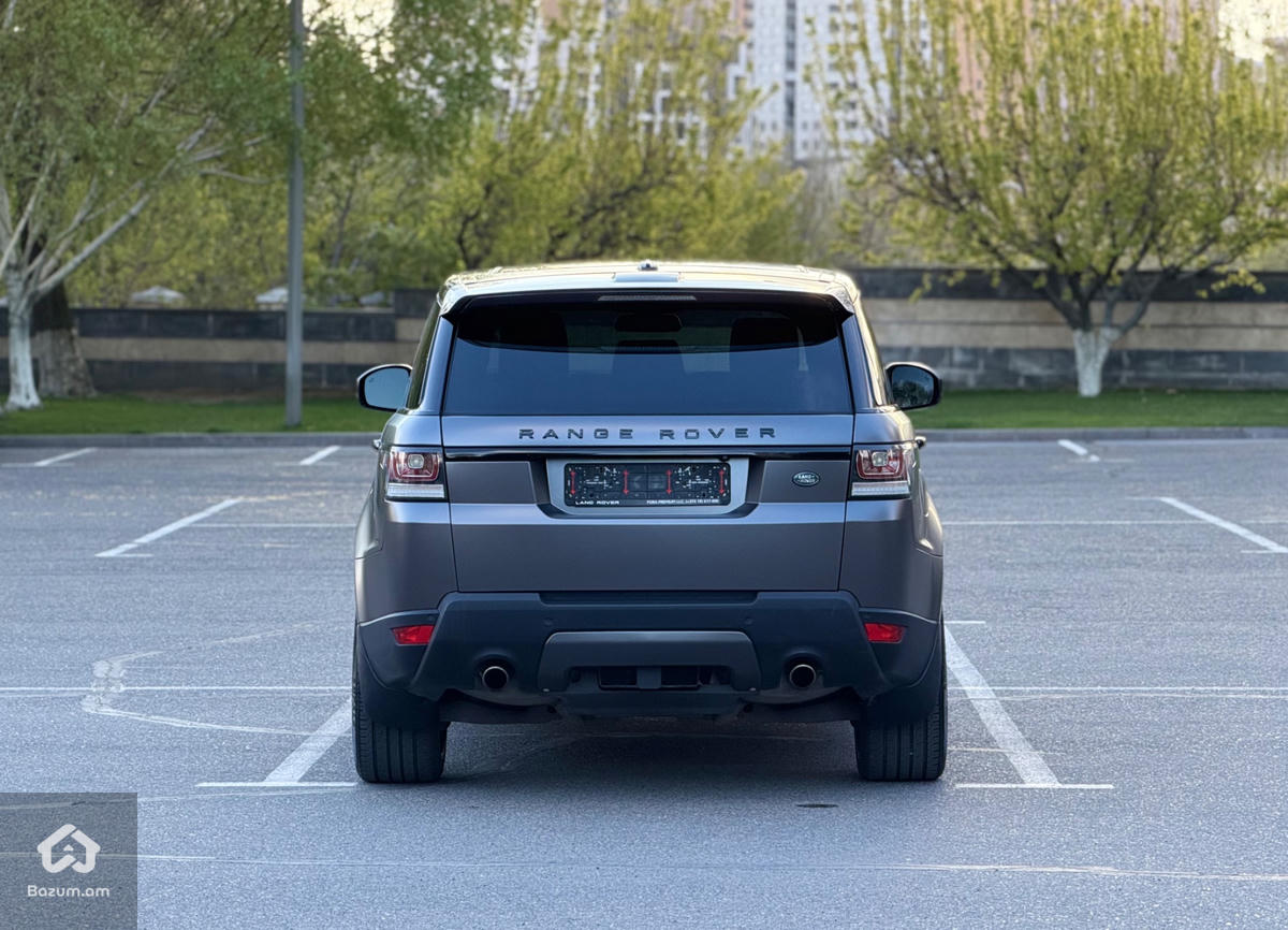 2014 Range Rover Sport 3.0L - image 8