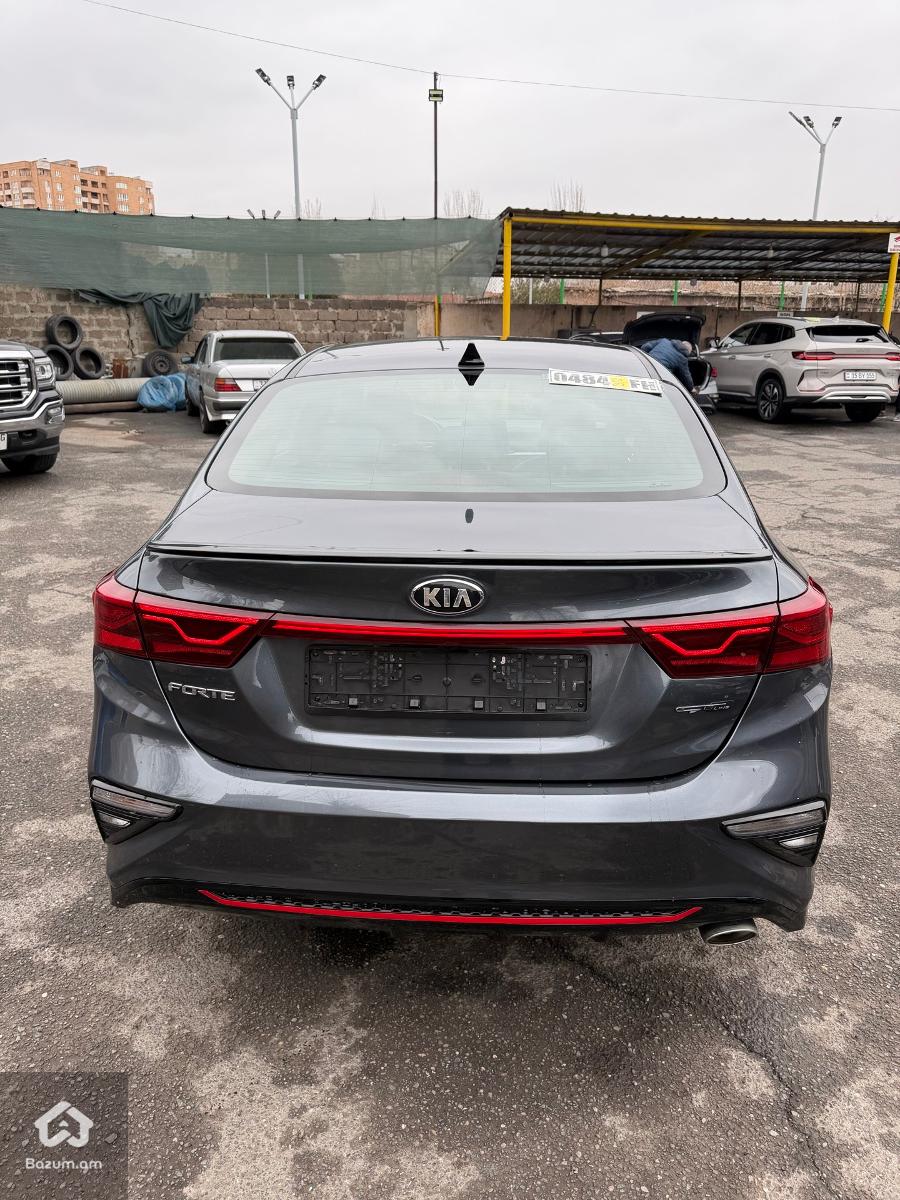 KIA FORTE GT-LINE  - image 27