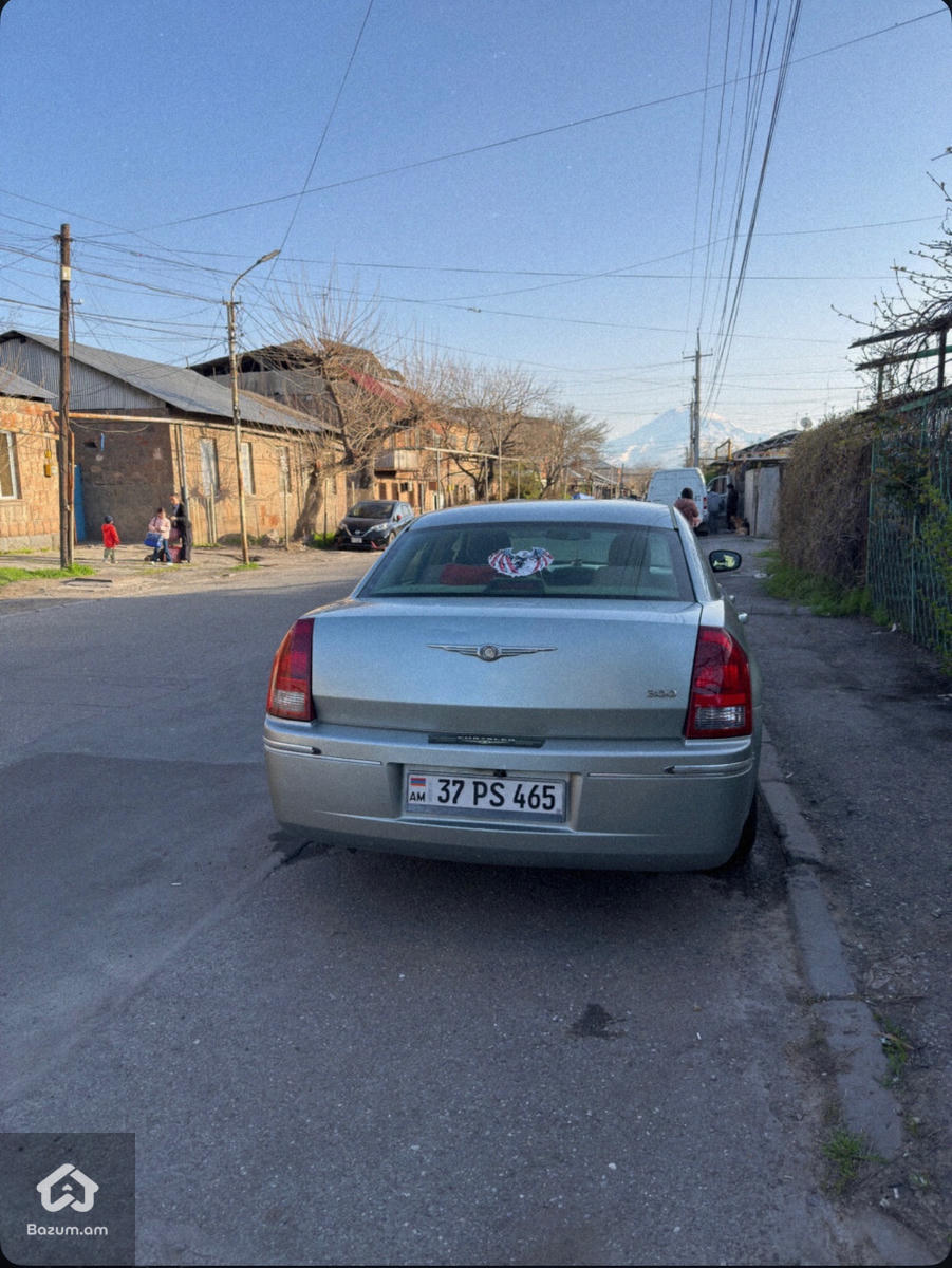 Վաճառվում է Chrysler 300 - image 5