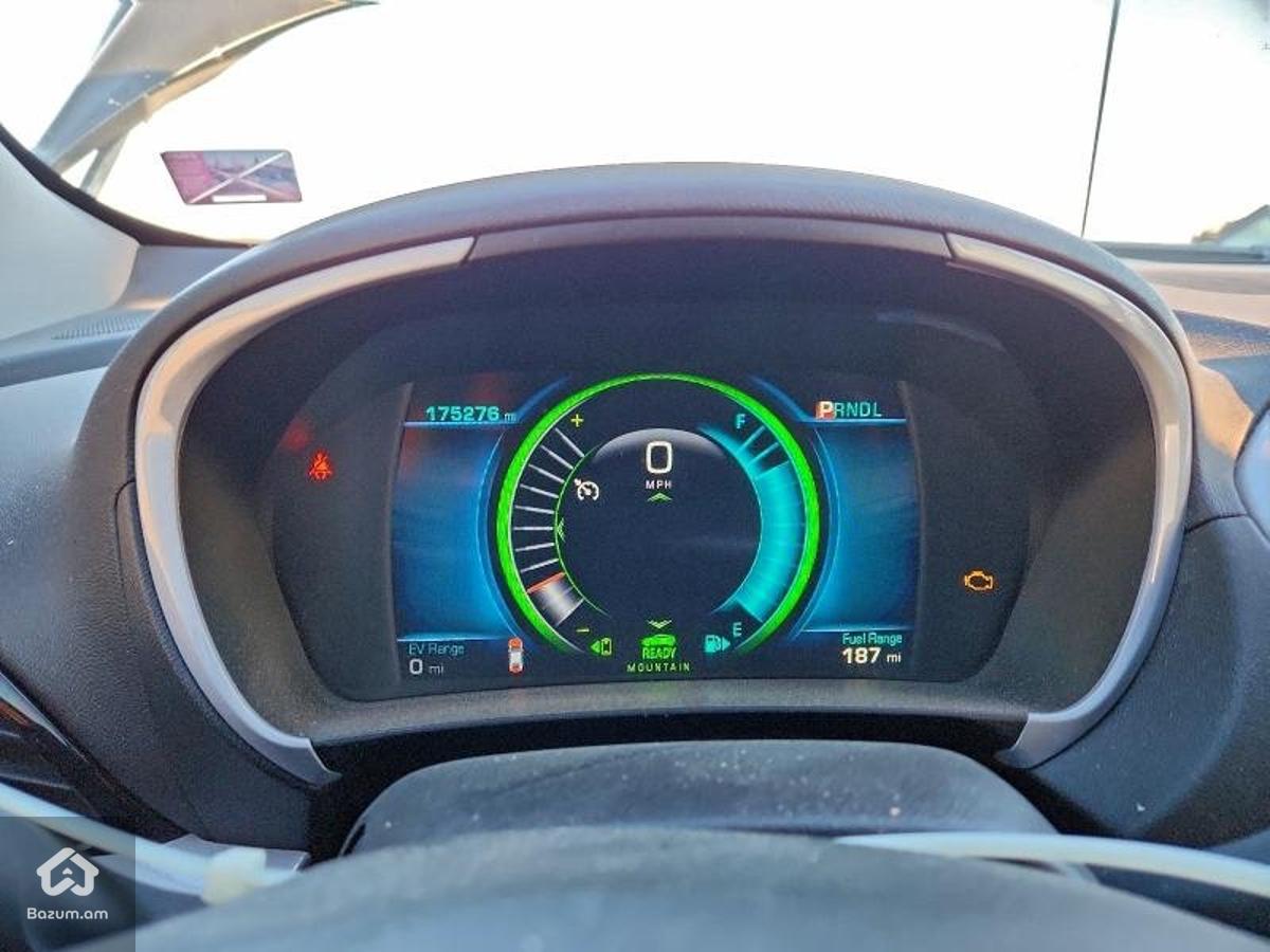 Վաճառվում է Չեվրոլետ Վոլտ 2 2017թ․ ճանապարհից - image 9