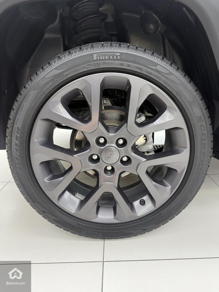 Jeep Compass 80 TH Anniversary 4x4 - image 10