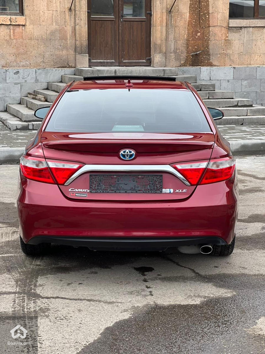 Toyota Camry hybrid - image 7