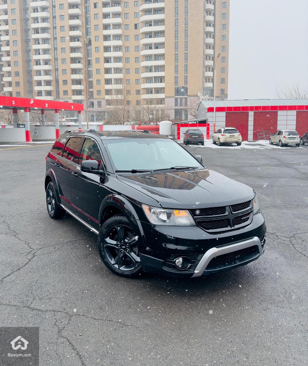DODGE JOURNEY CROSSROAD - image 3