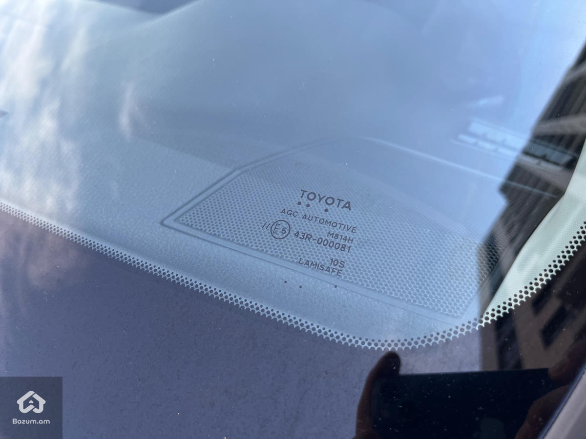 Toyota RAV4  - image 15