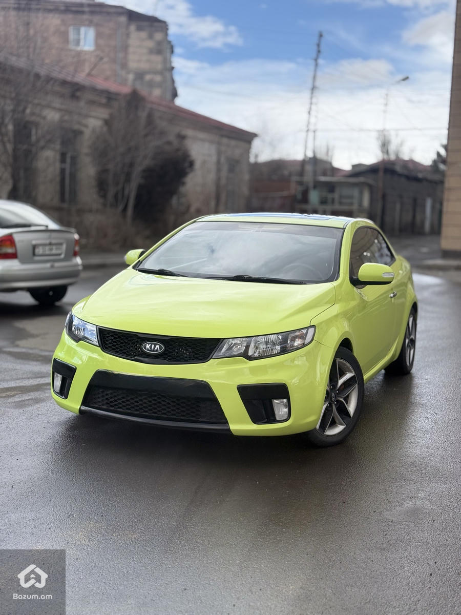 Kia Cerato cupe - image 1