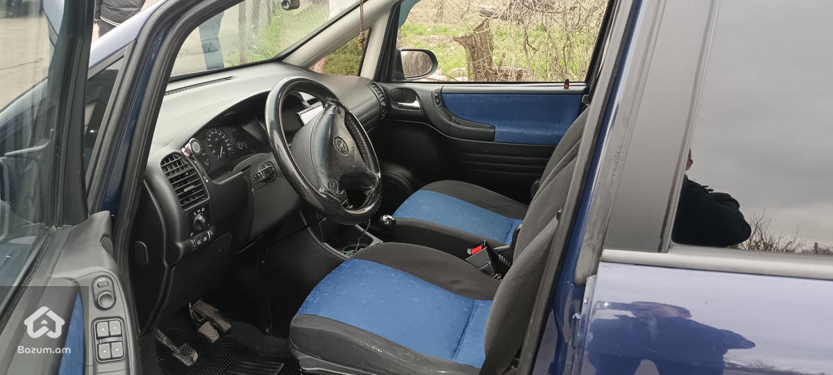 Opel Zafira - image 8