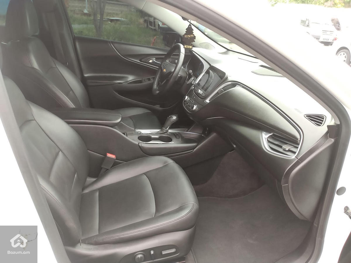 CHEVROLET MALIBU HYBRID  - image 13