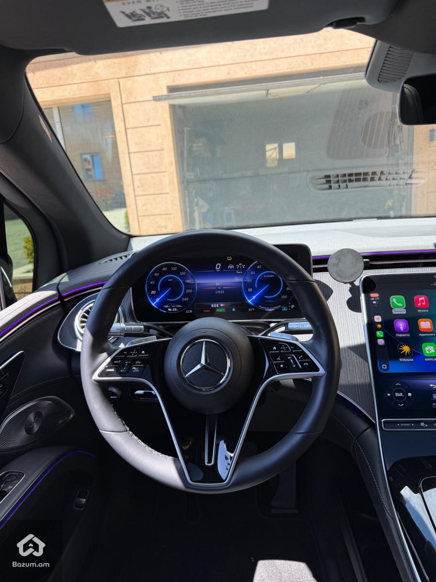 Mercedes EQS SUV - image 5
