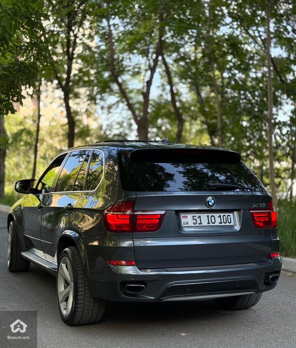 BMW X5 E70 - image 4
