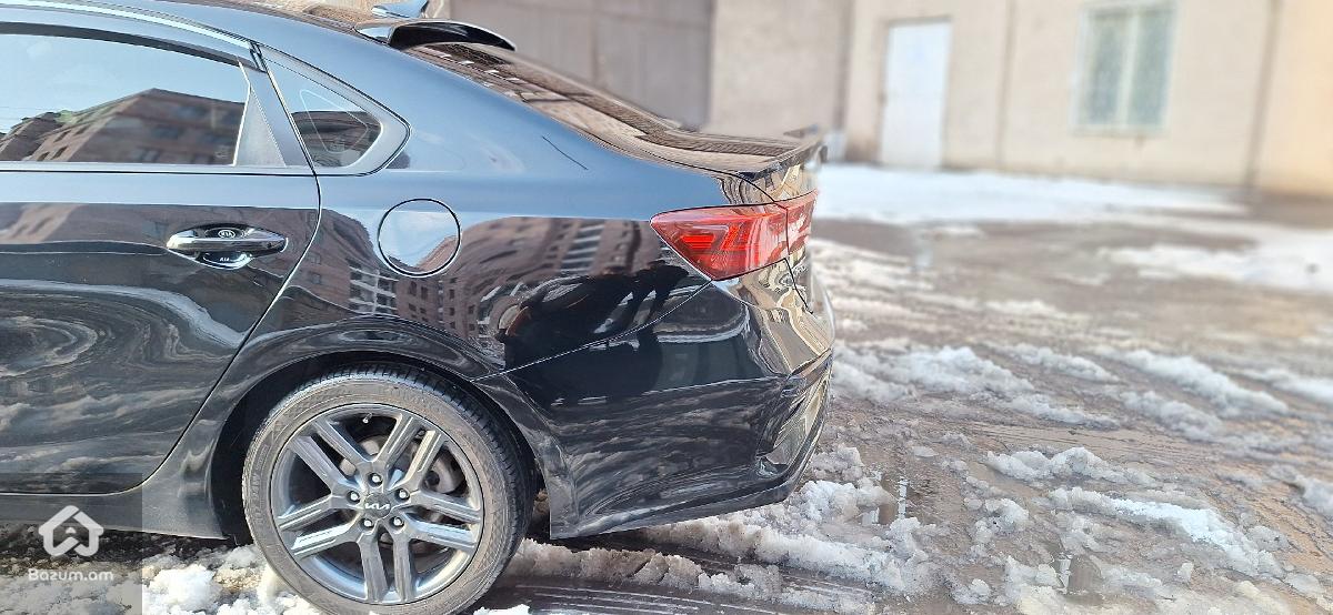 Kia Forte  - image 10