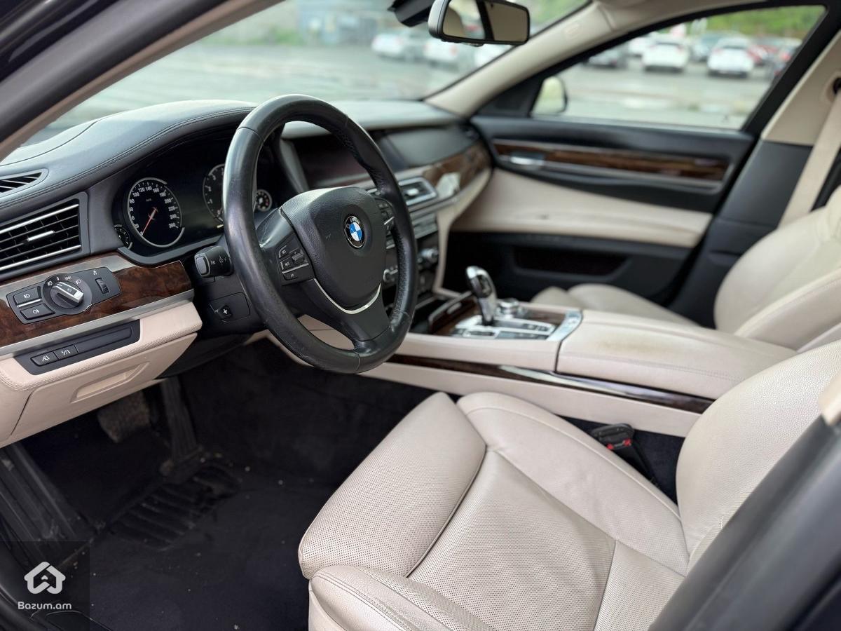 վաճառվում է զրահապատ B7 - image 7