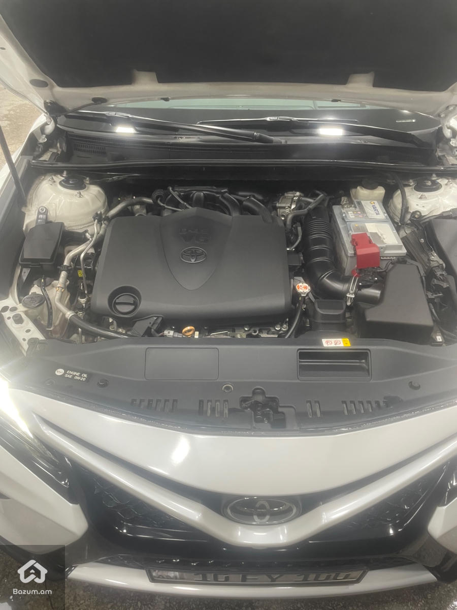 TOYOTA CAMRY - image 6