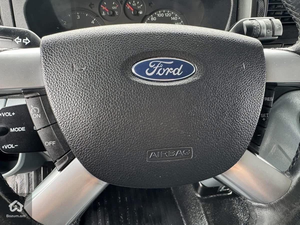 Ford transit  - image 9