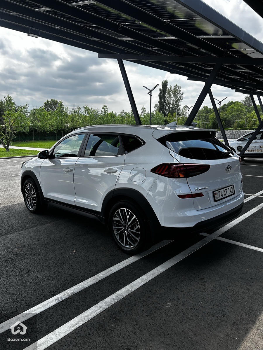 Hyundai tucson - image 4