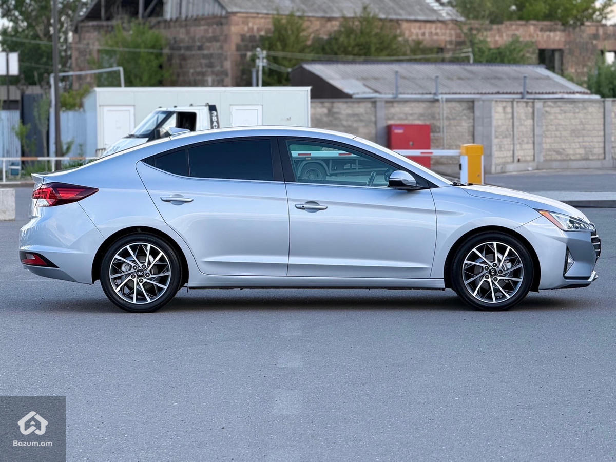 Hyundai  - image 5