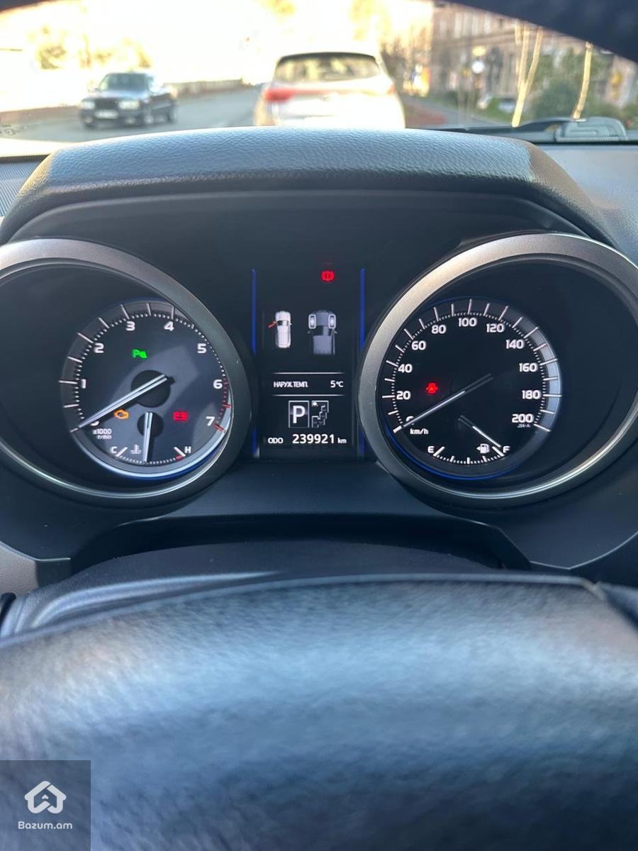 TOYOTA PRADO - image 8