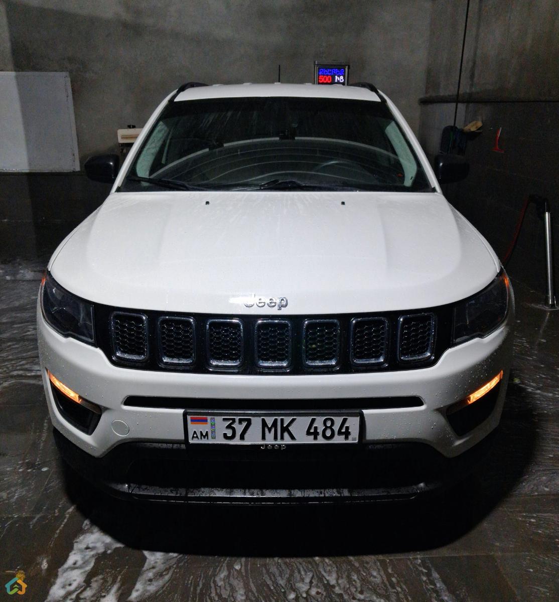 Jeep Compass  - image 9