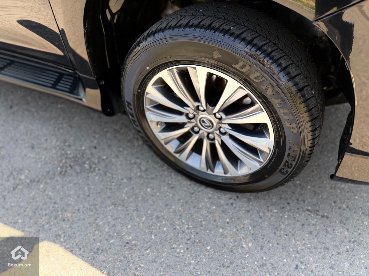 Lexus GX460 - image 3