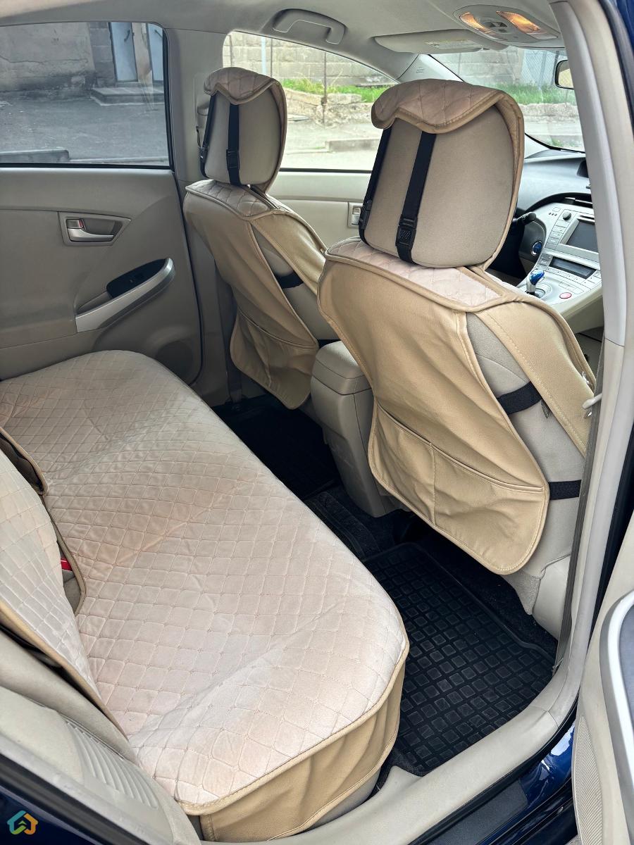 Toyota Prius  - image 9