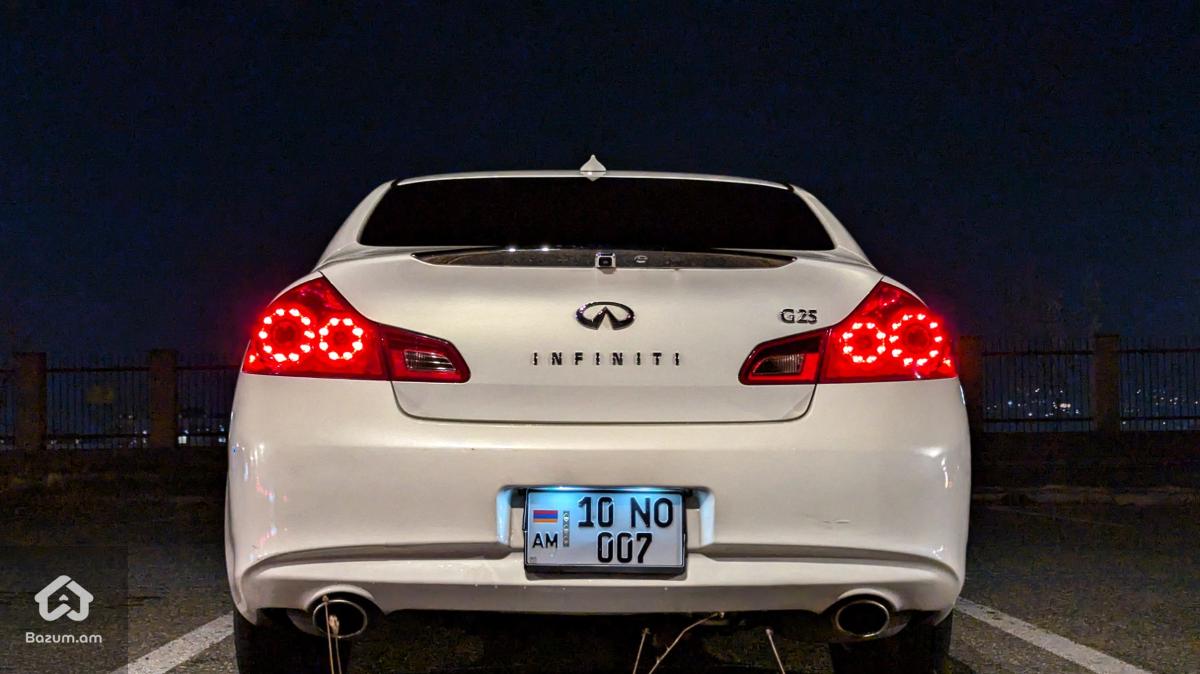 Infiniti G25 - image 1
