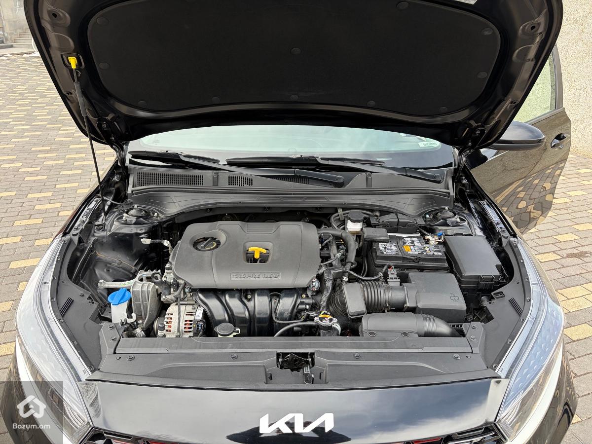 KIA FORTE FE - image 11