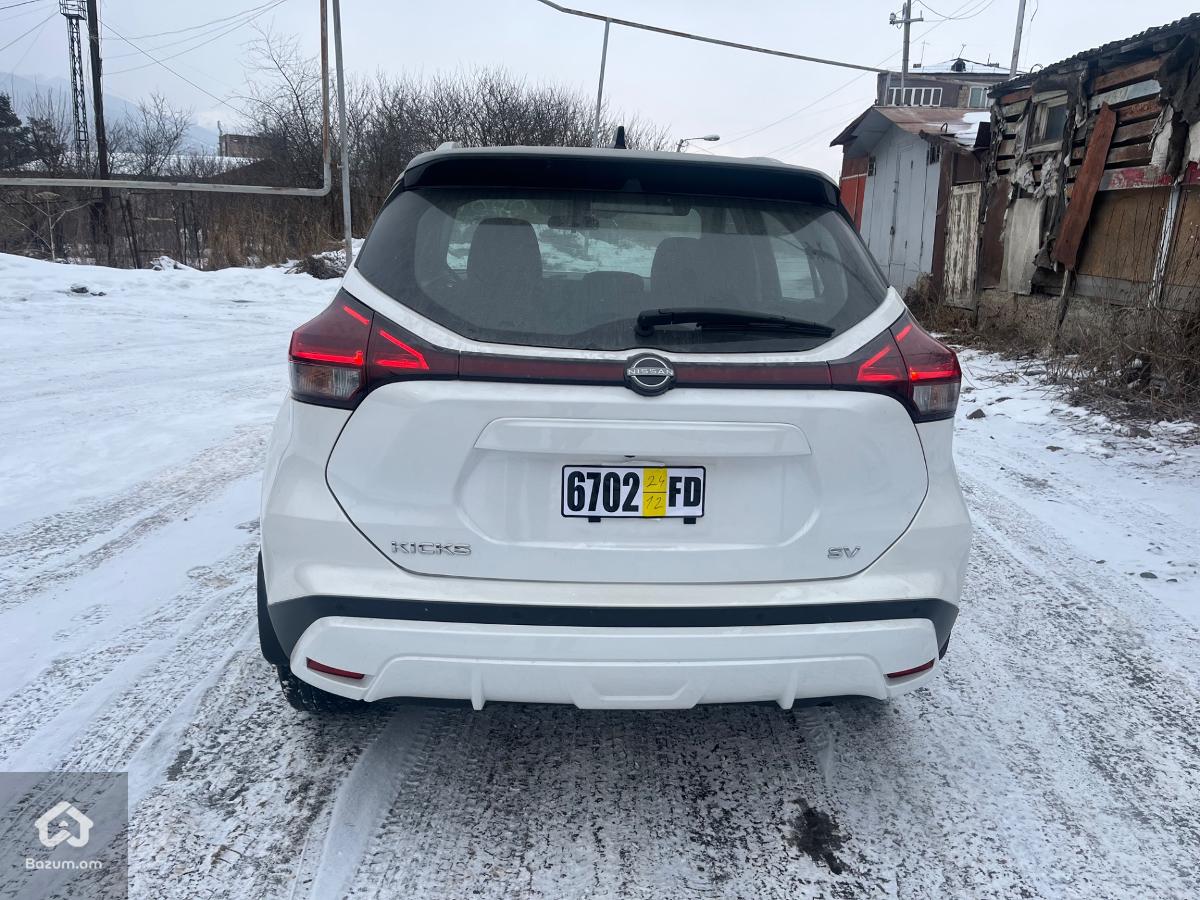NISSAN KICKS SV 2022 - image 4