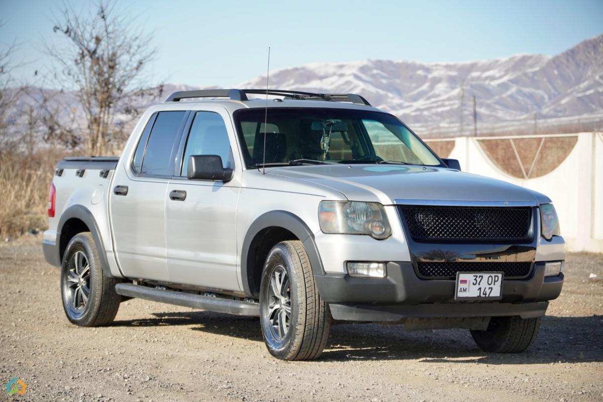 Ford Explorer Pickup Sport Truck - image 1