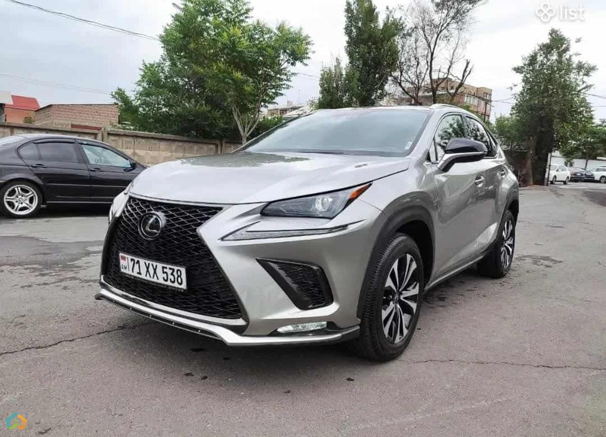 Lexus NX 300 - image 15